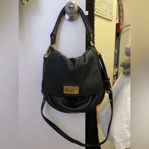 Marc Jacobs Black Leather Shoulder Bag (M3PE084)